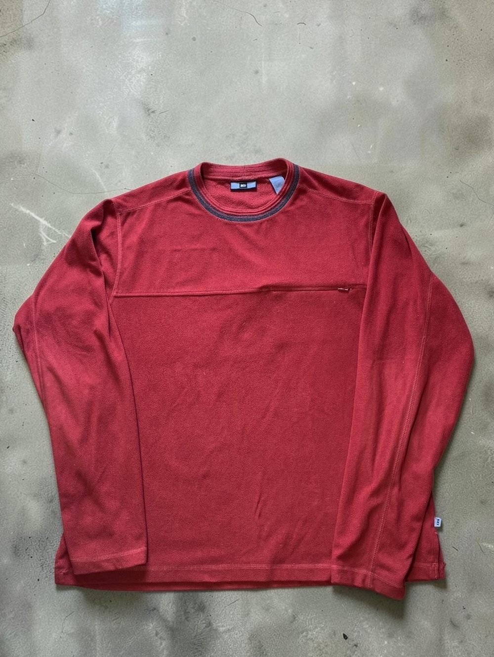 REI Mens Large Red Microfleece Crewneck Pullover Sweater Zipper Chest Pocket Top